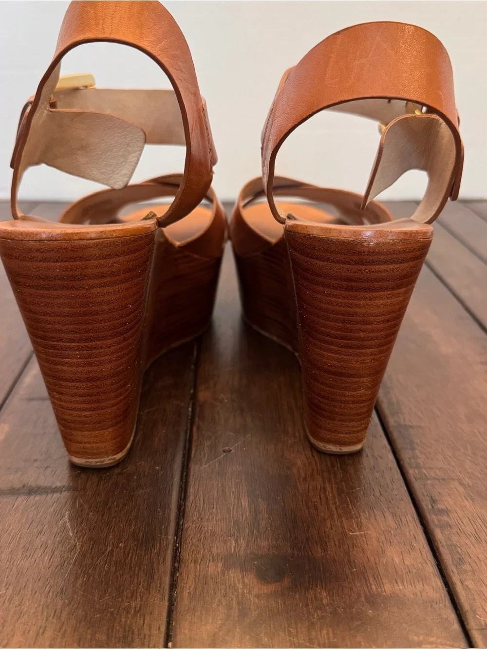 Michael Kors Peggy Platform Luggage Leather Tab Wedge Sandal Size 6.5M Boho Chic